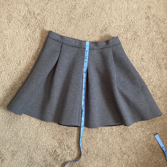 Forever 21 plain grey flare pleated skirt, medium - Picture 11 of 15